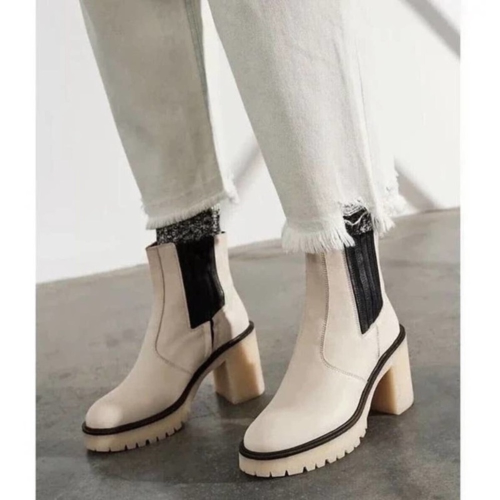 Free People James Chunky Block Heel Chelsea Boot White Leather Size 37 US 7